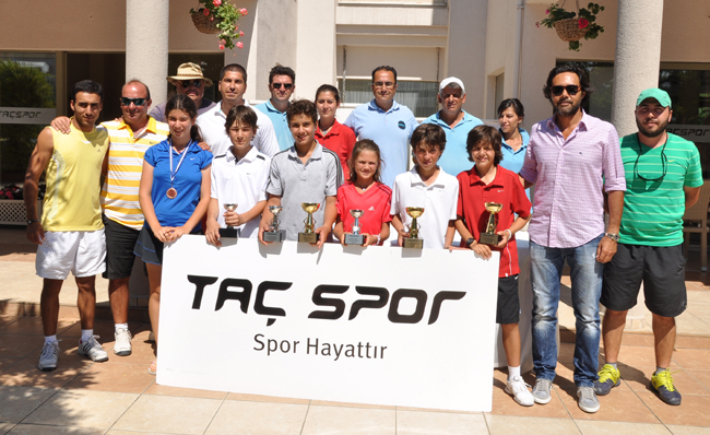 Taçpor'da Tenis Şampiyonası