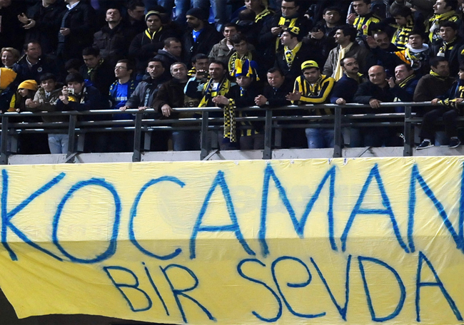 Aykut hocaya sanal alemde taraftar desteği