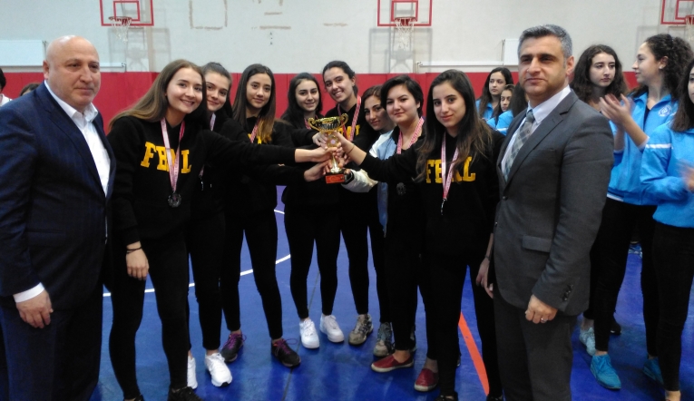 Fenerbahçe Anadolu madalyaları topladı