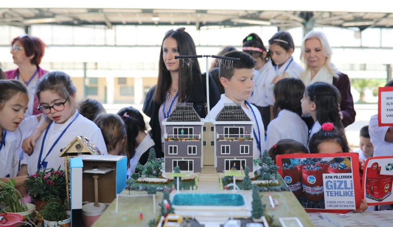 Öğrencilerin projeleri Haydarpaşa’da sergilendi