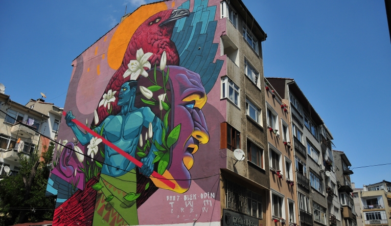 Kadıköy, "mural"le güzelleşiyor