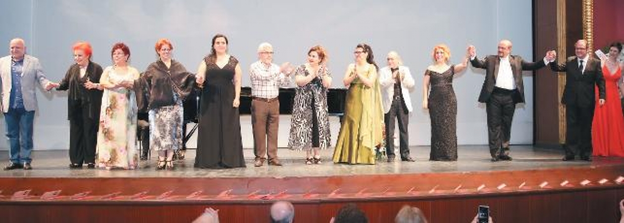 Opera ödülleri sahiplerini buldu