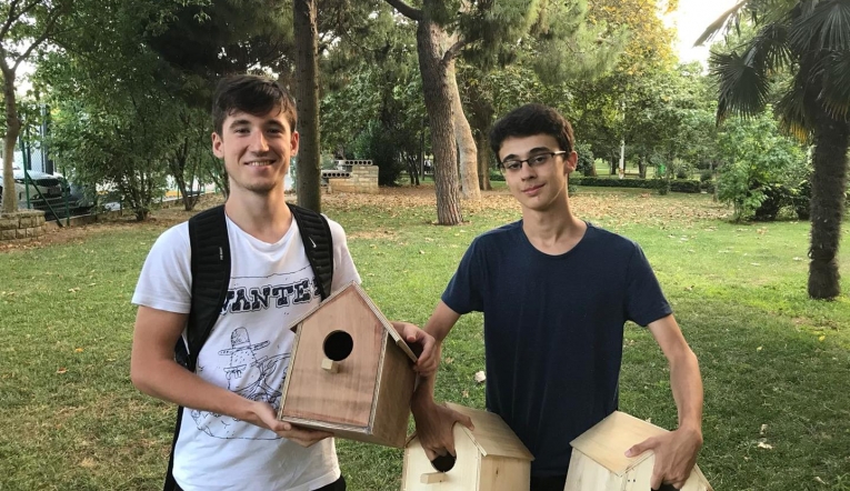 Liseliler Kuşlar İçin Yuva Yaptı