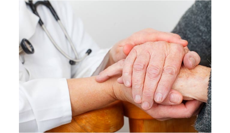 Uyku ve koku alma bozuklukları Parkinson belirtisi olabilir!