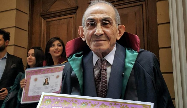 75 yaşında hukuk fakültesini bitirdi