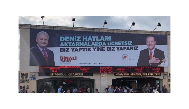 İskeledeki Erdoğan-Yıldırım pankartı kaldırıldı