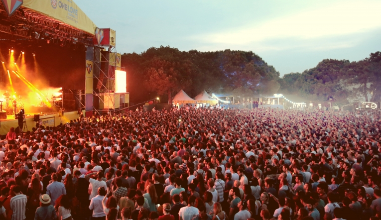 15. kez tek gecelik festival!