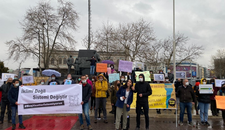 “İklim krizine karşı boş vaatler istemiyoruz”