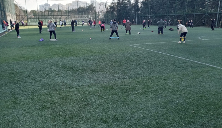 Kadıköylüler hem spor yapıyor hem sosyalleşiyor
