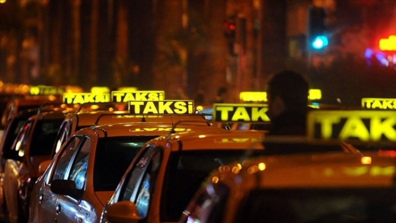 İstanbullular taksi sorunu için ne düşünüyor?