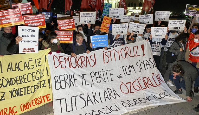 Boğaziçi direnişinin 1. yılında Kadıköy'de eylem