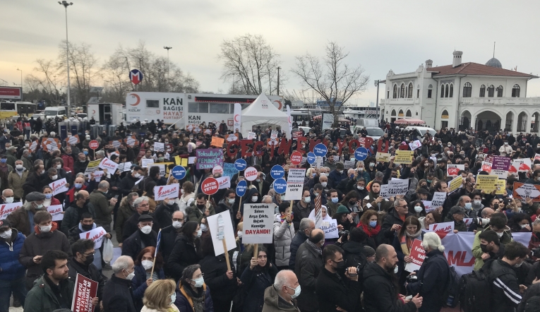 Kadıköy’de zamlara karşı eylem