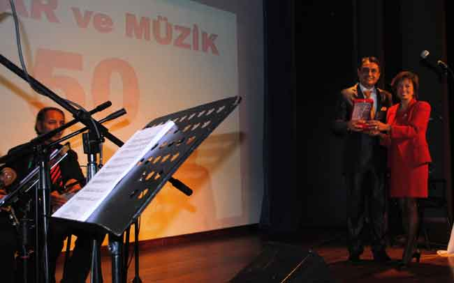 Sevgililer için özel konser