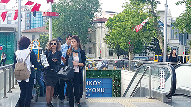 Gazete Kadıköy ekibine gözaltı!