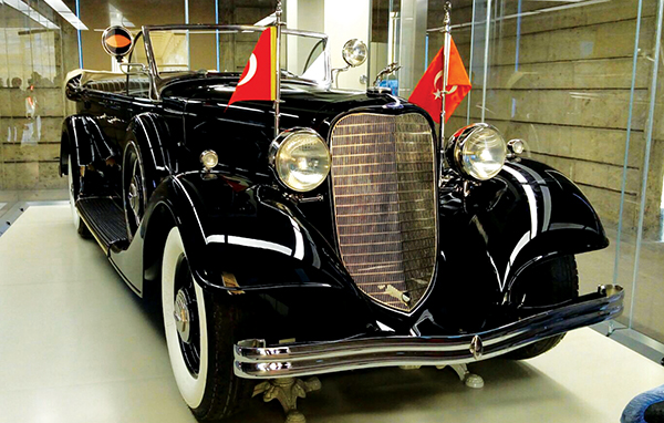 Atatürk'ün otomobili yenilendi