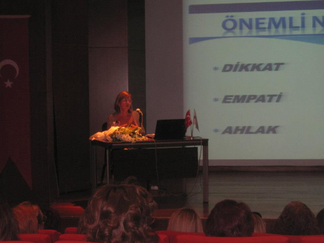Yeni Nesil Gençlerle İletişim Semineri