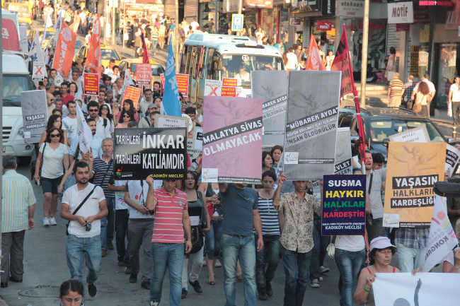 Kadıköy'den haykırdılar: ‘Malatya Sivas olmayacak'
