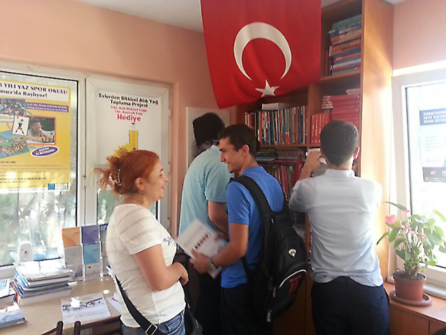Sahrayıcedid'te 'Açık Kütüphane'ye ilgi yoğun