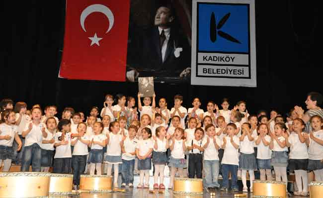 Yuvalarda yıl sonu gösterisi heyecanı