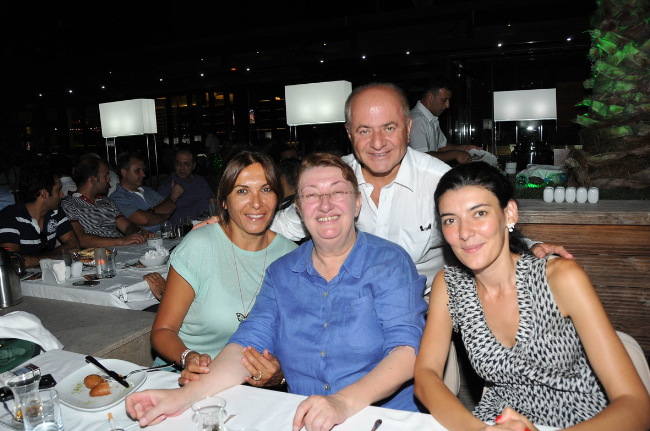 Başkan Öztürk'ten meclis üyelerine iftar
