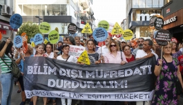 Müfredat değişikliği Kadıköy'de protesto edildi