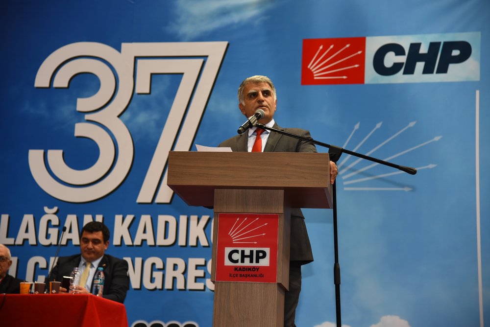 Kadıköy CHP’de yeni yönetim belli oldu
