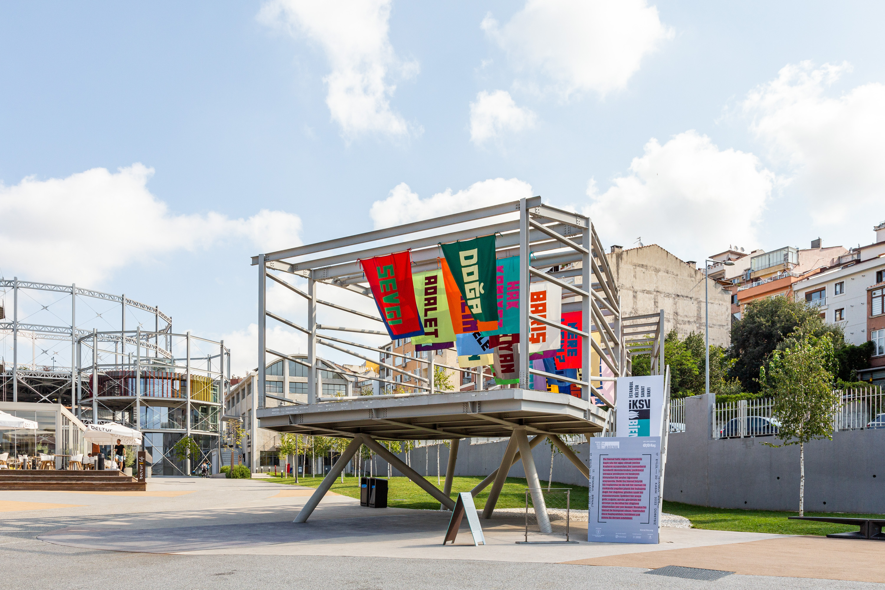 4 ilçe, 12 mekan; 1 bienal Haberler